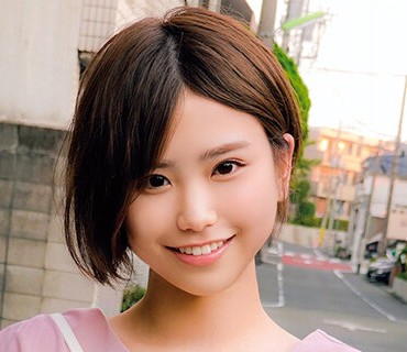 ORECS-013 ショートカット美人な奥様 童貞君の包茎おち○ぽ洗い 生中出し筆おろし めぐさん（27才）