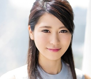 AVOP-288 わたし、AVに出ます。アイドルを目指して活動中のフリーター、20歳の誕生日に決心のデビュー 加藤えま